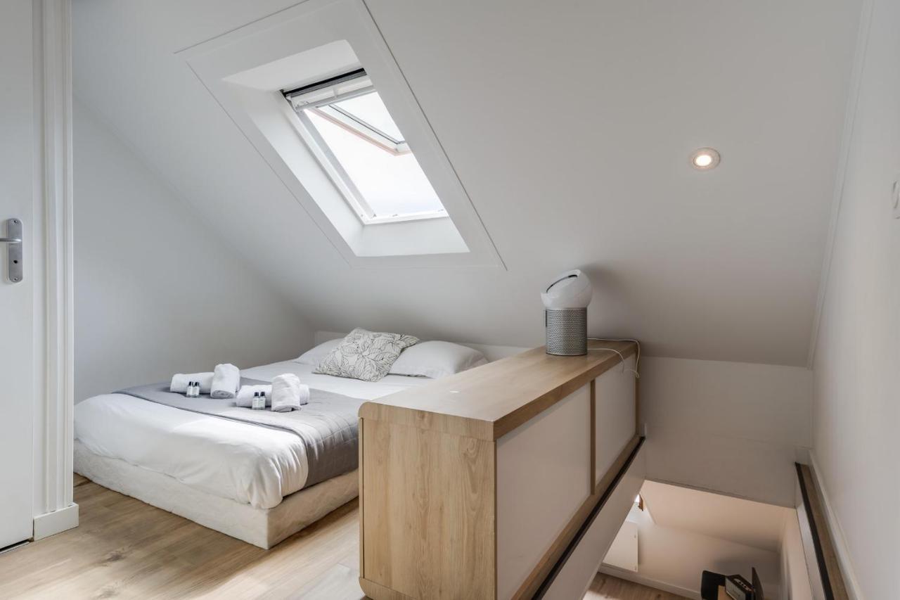 Duplex Vue Montagne - idéalement placé avec sa vue sur les toits Annecy Exterior foto